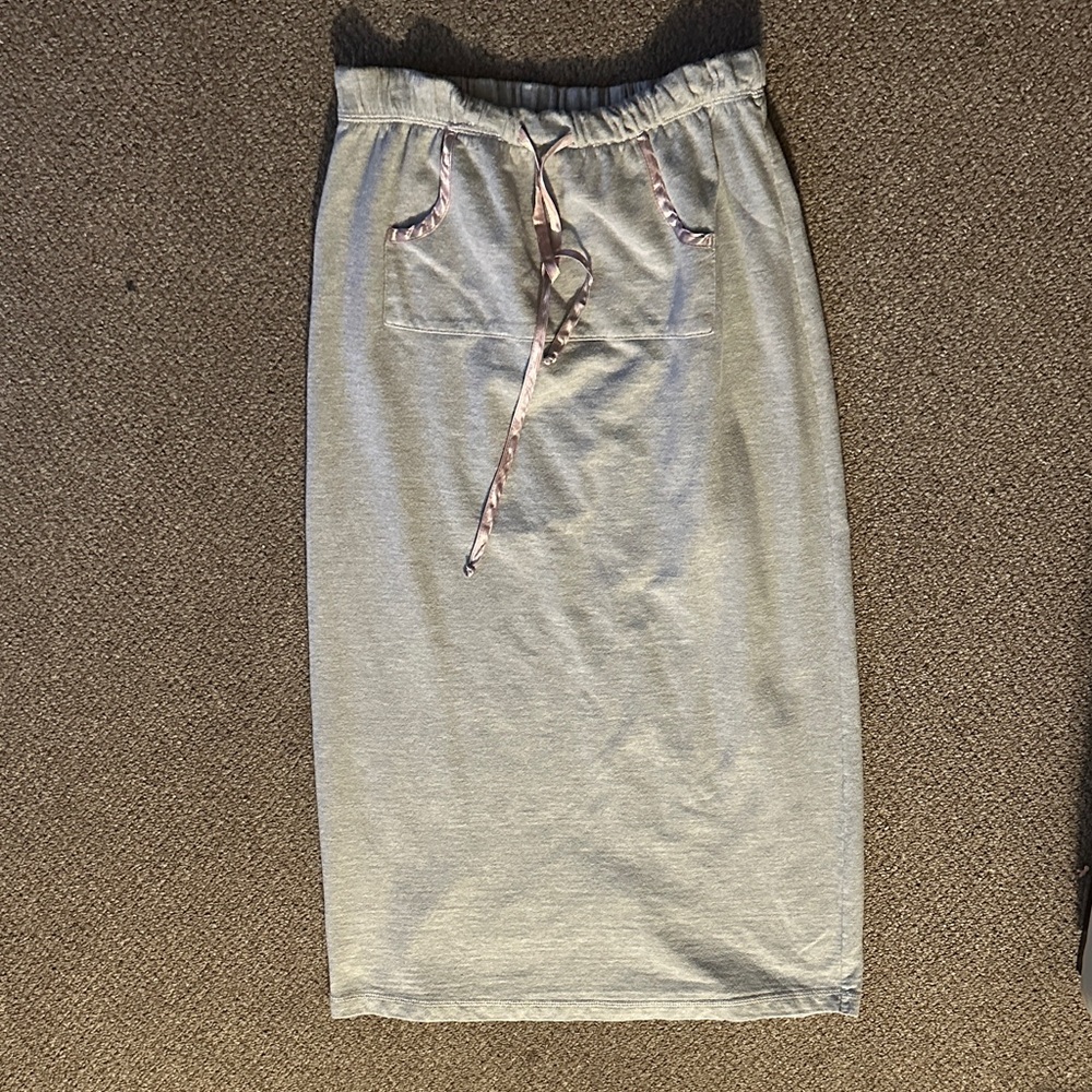 Cherokee Light Gray Skirt